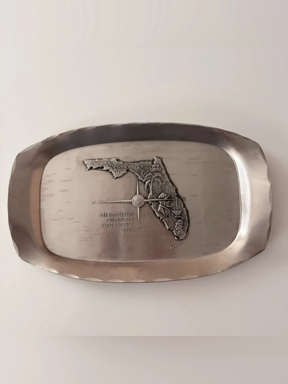 Vintage Metal Plate Metropolitan President's Conference 1972